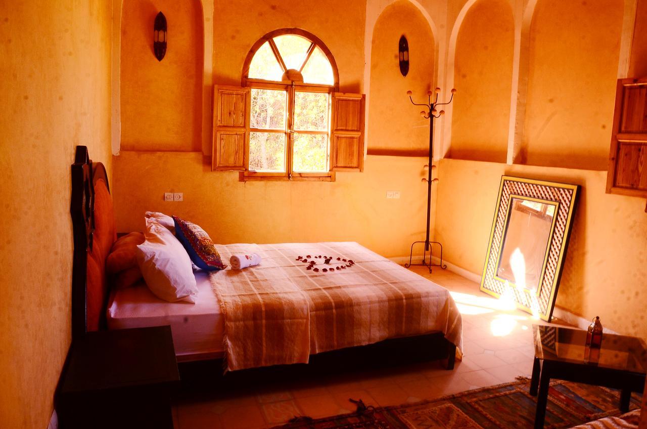 ホテル Latifa House Sbiti エクステリア 写真