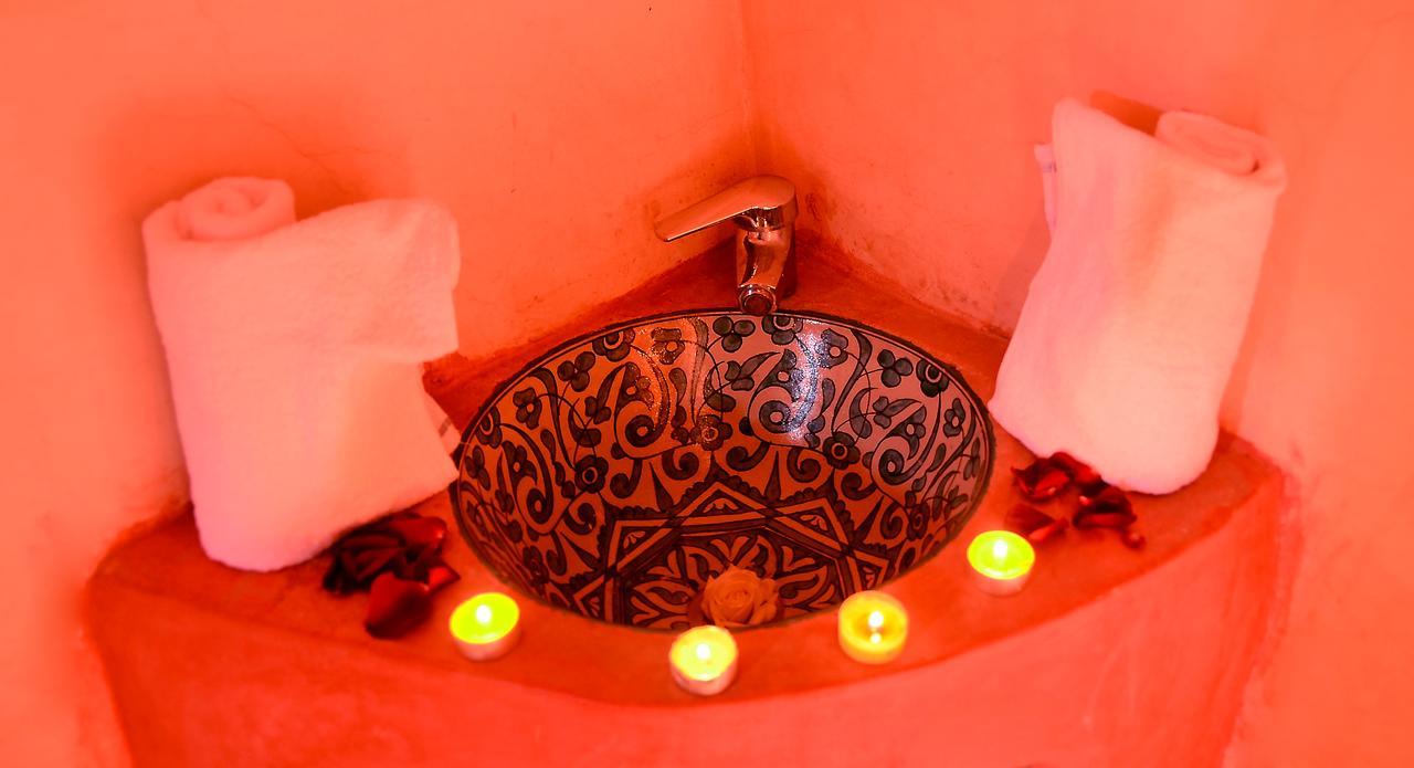 ホテル Latifa House Sbiti エクステリア 写真