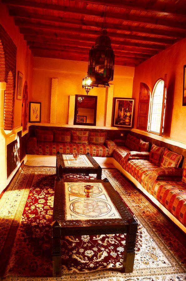 ホテル Latifa House Sbiti エクステリア 写真