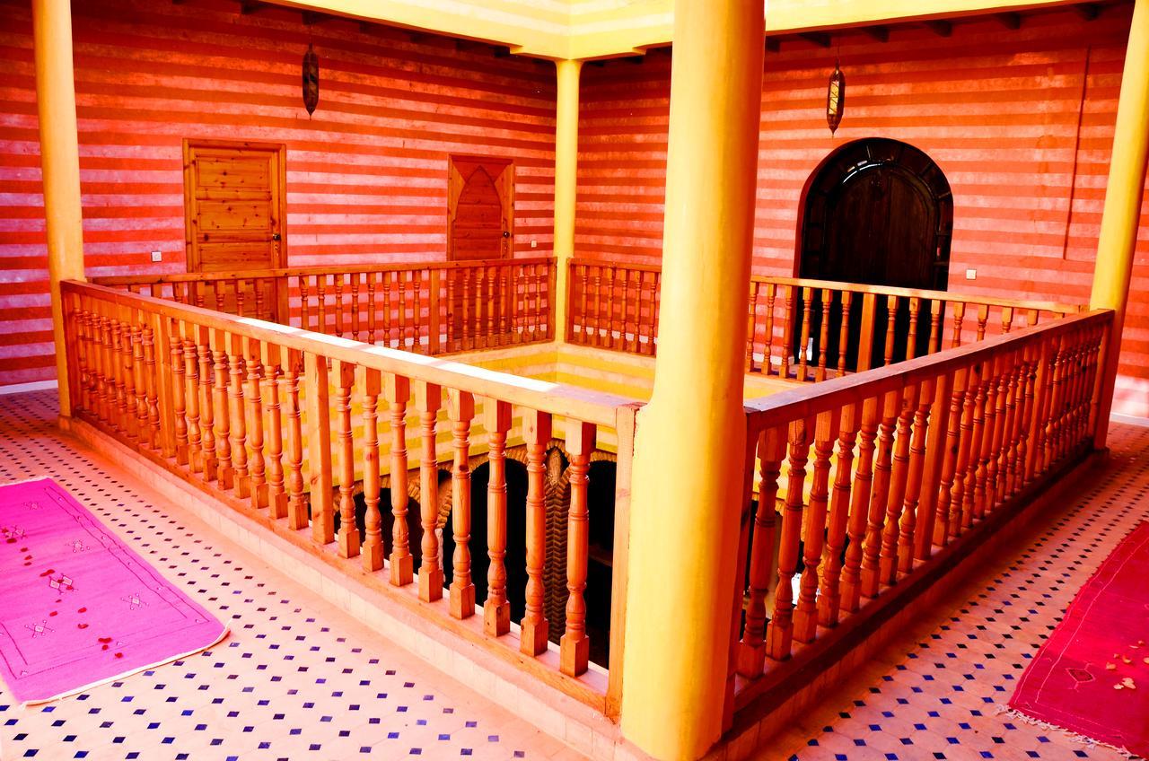 ホテル Latifa House Sbiti エクステリア 写真