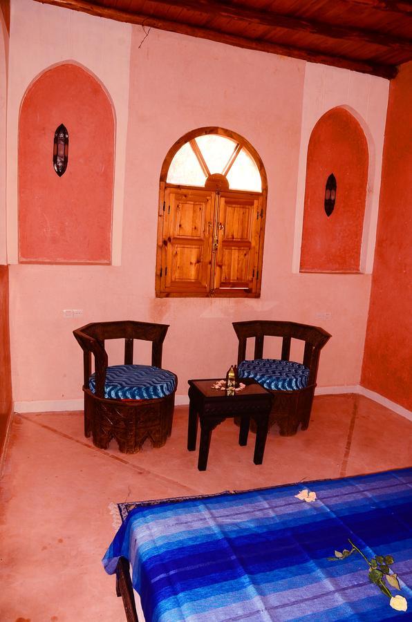 ホテル Latifa House Sbiti エクステリア 写真