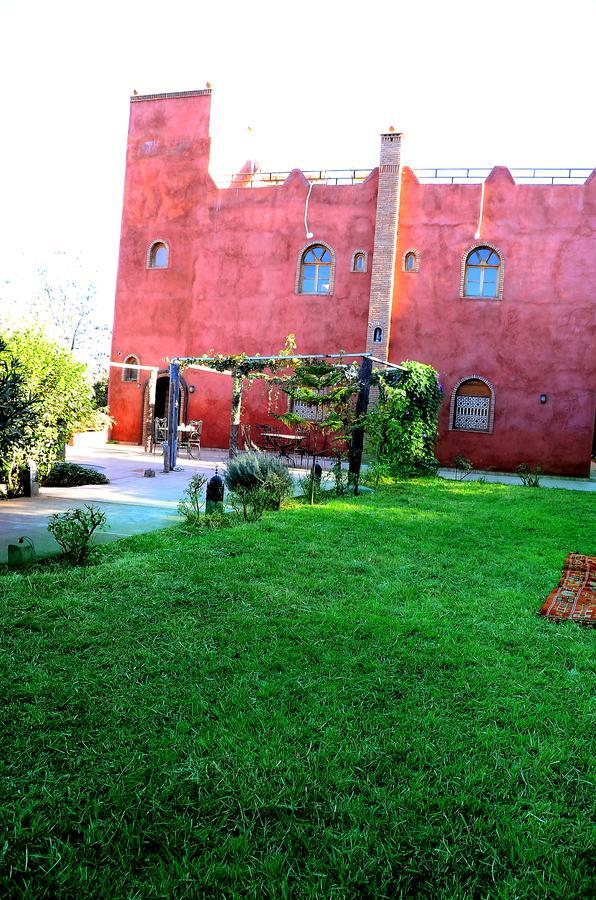 ホテル Latifa House Sbiti エクステリア 写真