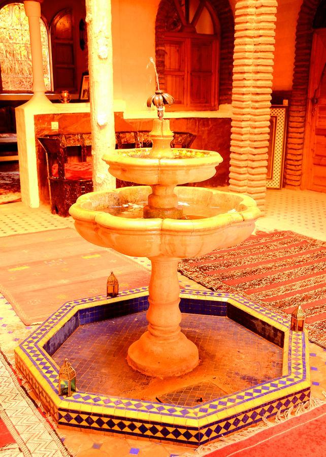 ホテル Latifa House Sbiti エクステリア 写真